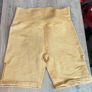 Offline Aerie - Small - Women's Gold Yellow High-Waisted Bike Shorts - compressi